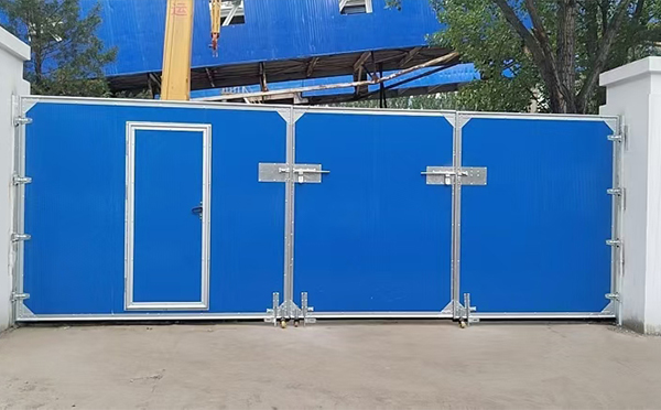 老街街道工业平开门