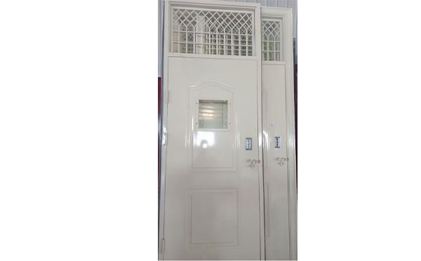 老街街道学校教室门