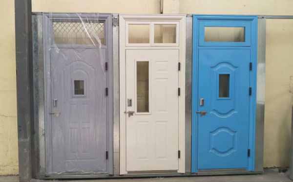 老街街道学校教室门