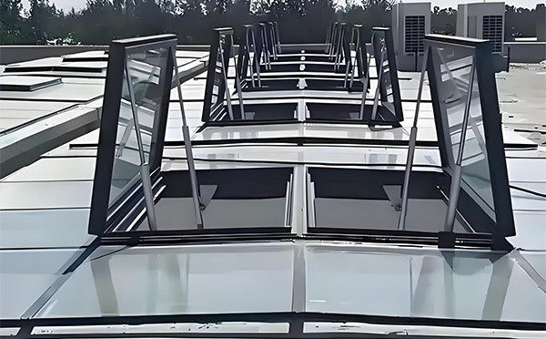 老街街道兰州老街街道排烟窗选型安装与维护实用指南